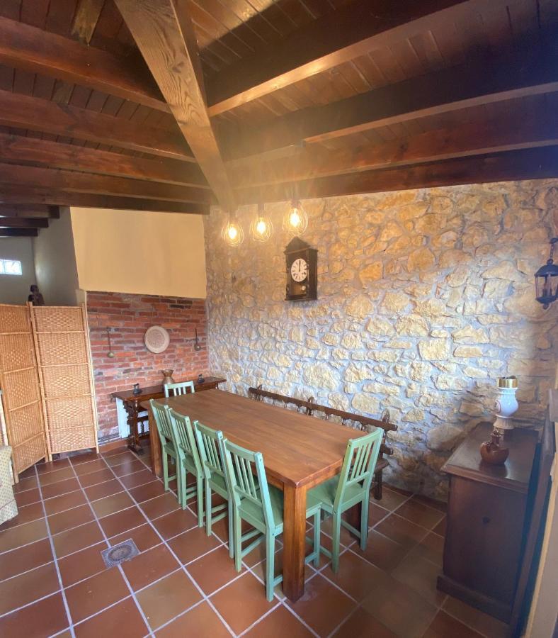 Villa Paraes Nava Exteriér fotografie